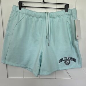 NWT lululemon athletica Mint Breeze Oversized Mid-Rise 7” Scuba Shorts